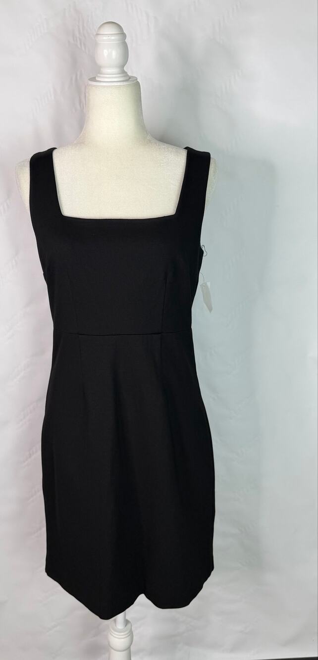 Halogen Black Square Neckline & Straps Stretch Material